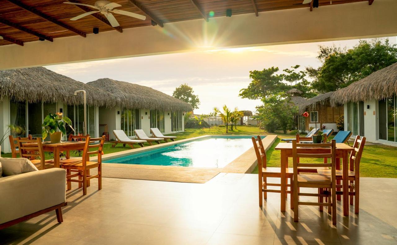 Bed and Breakfast Vikara Olón Exterior foto